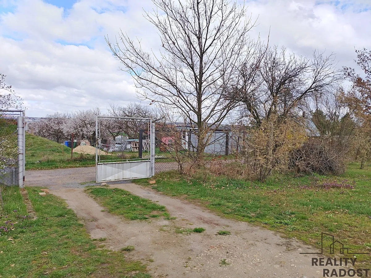 Prodej zahrady 526 m²